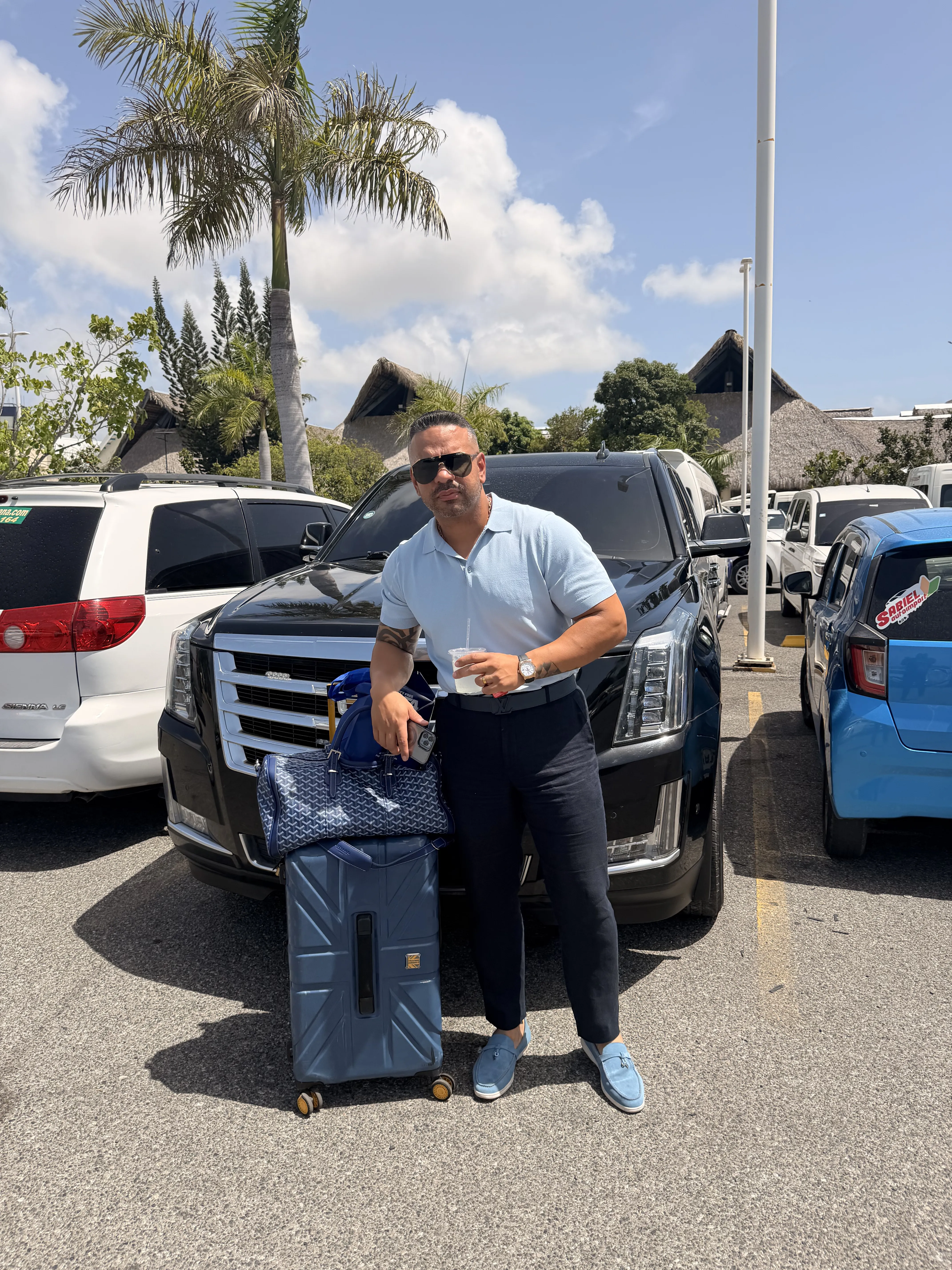 MTG guest receiving personal service